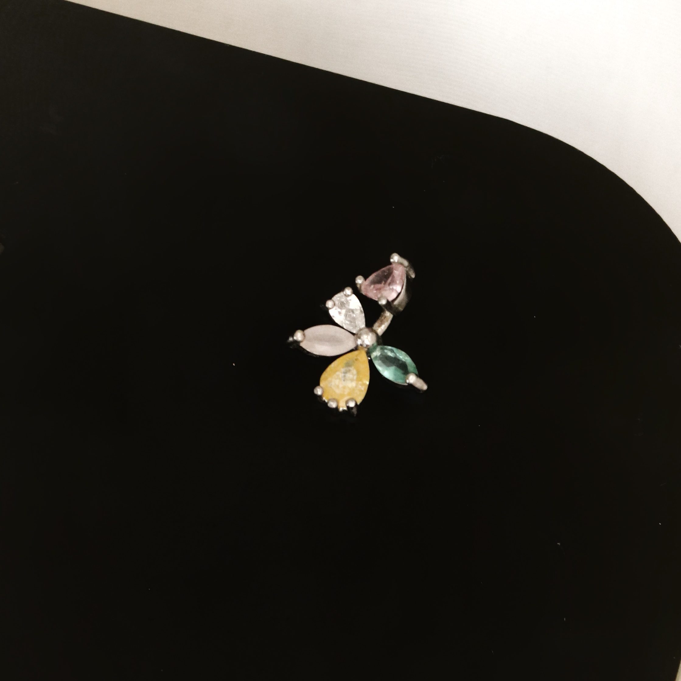 IMG_0866 پیرسینگ تخفیفی 3 - Image 1