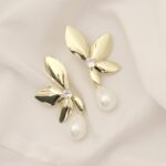 گوشواره نیلو